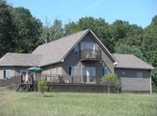 985 Robinson Hill Rd, Makanda, IL 62958