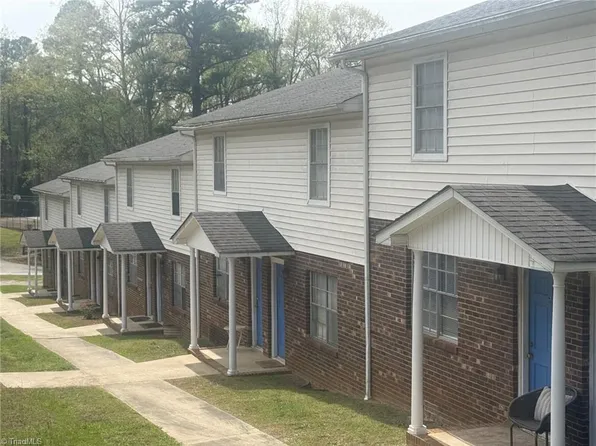506 Summit St, Madison, NC 27025