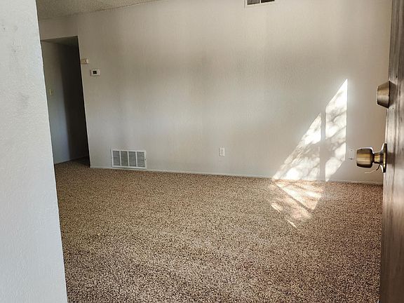 3rd image of 5043 Venuto Way