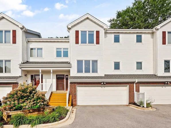5 Cocoa Beach Drive, Madison, WI 53719