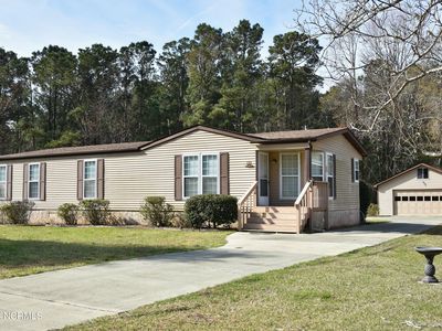 166 Champion Drive, Hampstead, NC, 28443