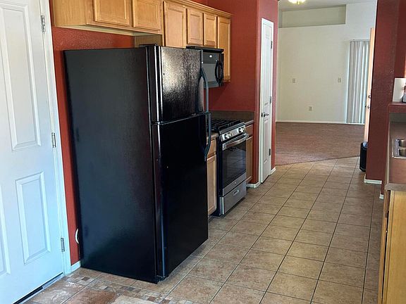 3rd image of 6044 S Avenida Las Monjas