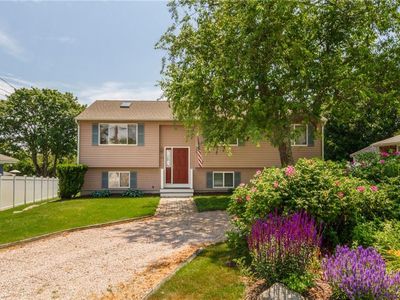 193 Bonnet Shores Rd, Narragansett, RI, 02882