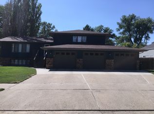 1538 S Reno Dr, Bismarck, ND 58504