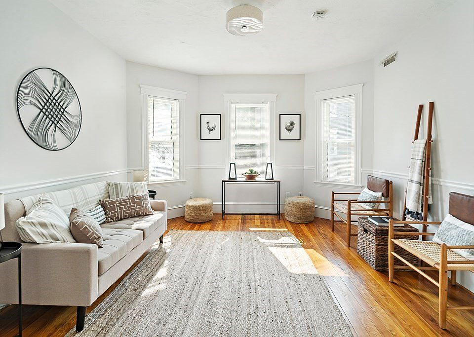 1st image of 43 Brackett St #2