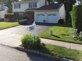191 Szymanski Dr, Spotswood, NJ