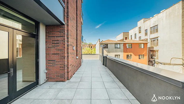 Rented by Nooklyn NYC LLC | media 111