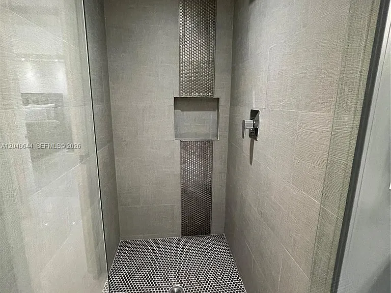 2500 Parkview Dr #1405 — Photo 24