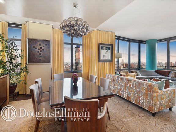 5th image of 101 W 24th St APT 35C