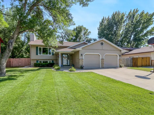 2408 34th Ave S, Fargo, ND 58104