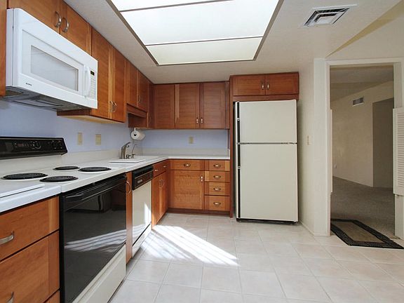 3rd image of 5711 E Paseo Del Cenador