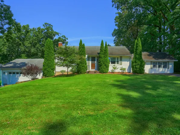 207 Oakland Ave, Butler, PA 16001