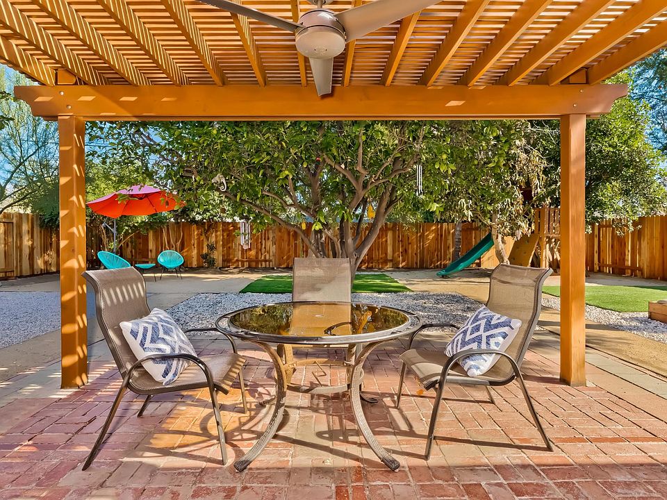 1st image of 7236 Encino Ave