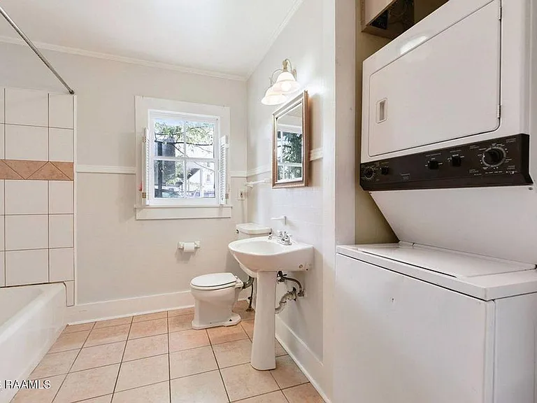 115 Ryan St — Photo 8