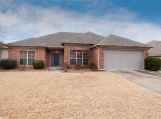 1819 Kenmore Dr, Benton, AR 72015
