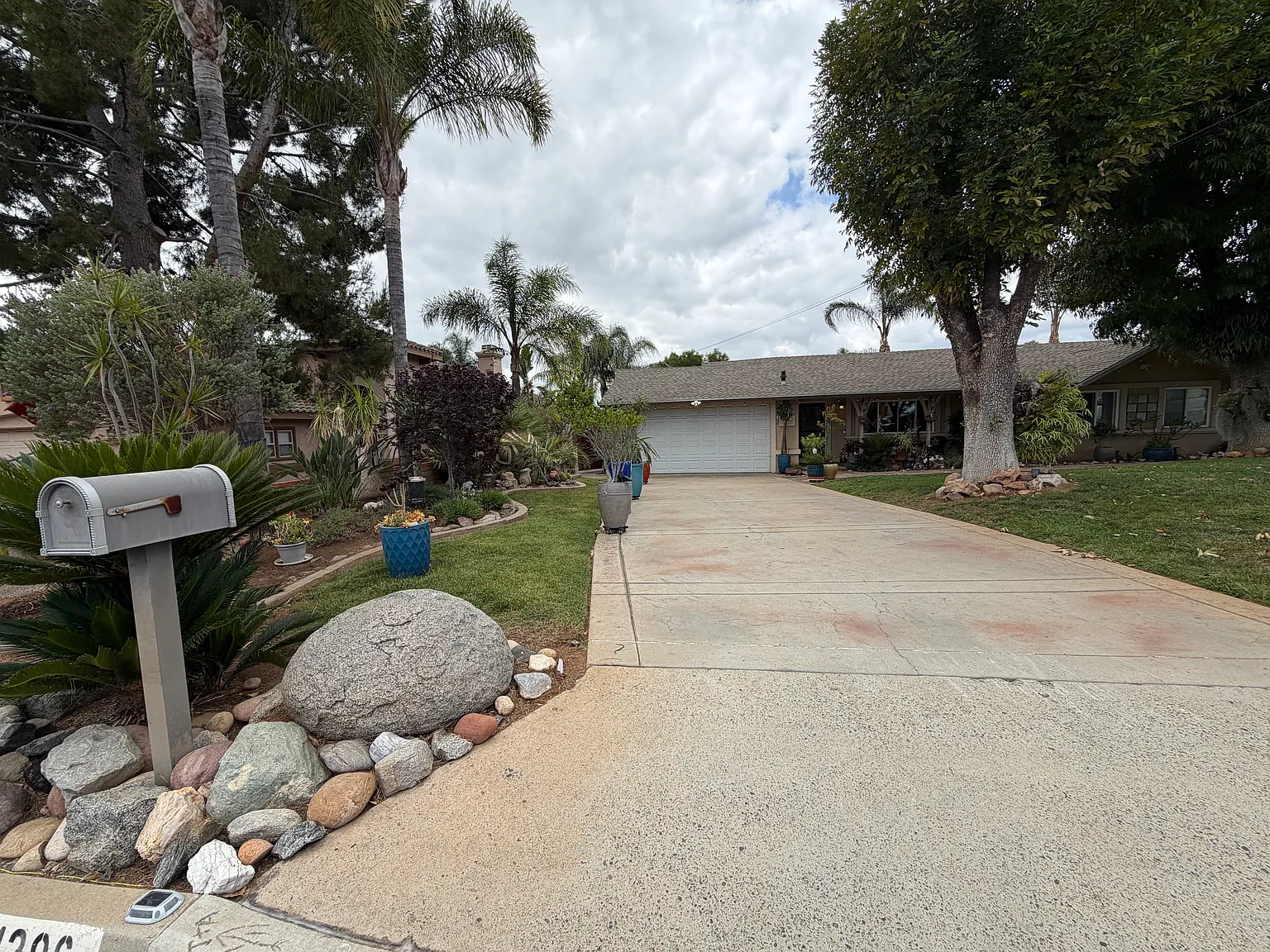 1 bed, 400 sqft, $2,200 — Photo 1