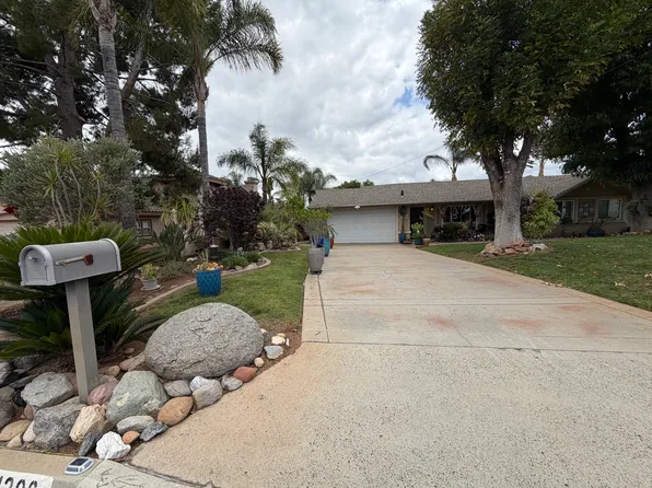 1296 Wenatchee Ave, El Cajon, CA 92021