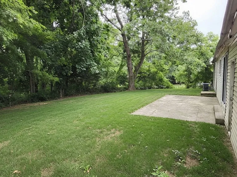 16 Parkway Blvd — Photo 10