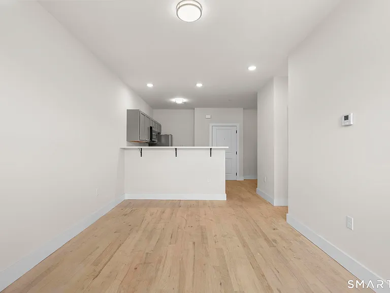 113 Canal St W #301 — Photo 25