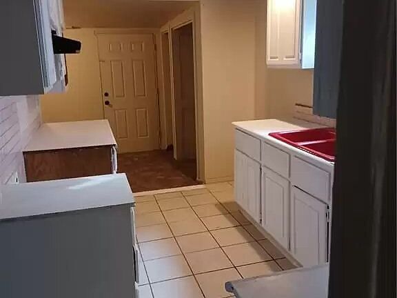 5th image of 3334 B St