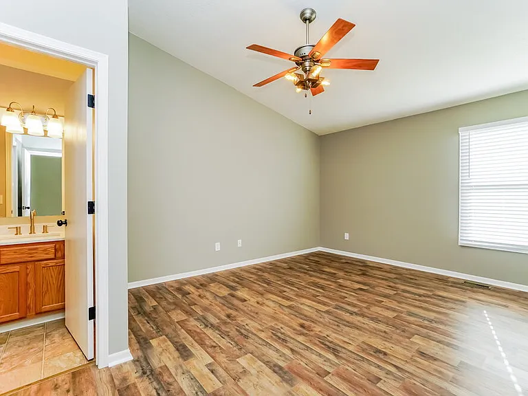 2627 Winningwillow Dr — Photo 9