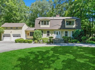 31 Deer Spring Rd, Redding, CT 06896