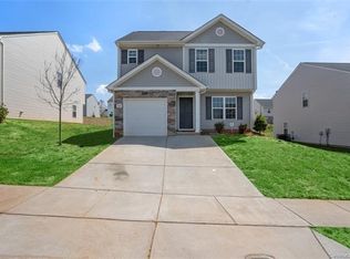 508 Ellingsworth Ln, Charlotte, NC 28214