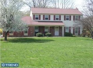 83 Valley Dr, Furlong, PA 18925