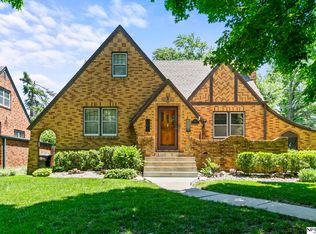 2003 N 54th St, Omaha, NE 68104