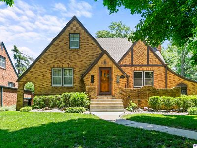 2003 N 54th St, Omaha, NE, 68104