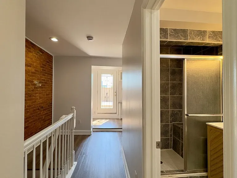 709 Scott St — Photo 14