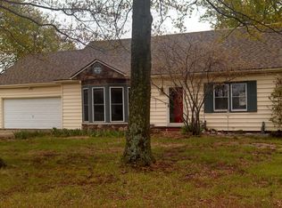 1449 NE 46th St, Topeka, KS 66617