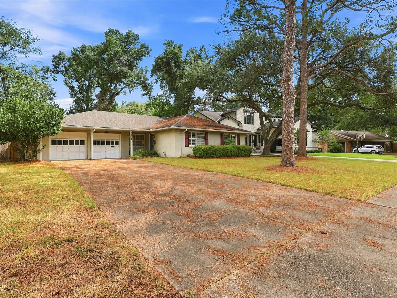 3 bed, 2.0 bath, 1480 sqft, $2,200 — Photo 1