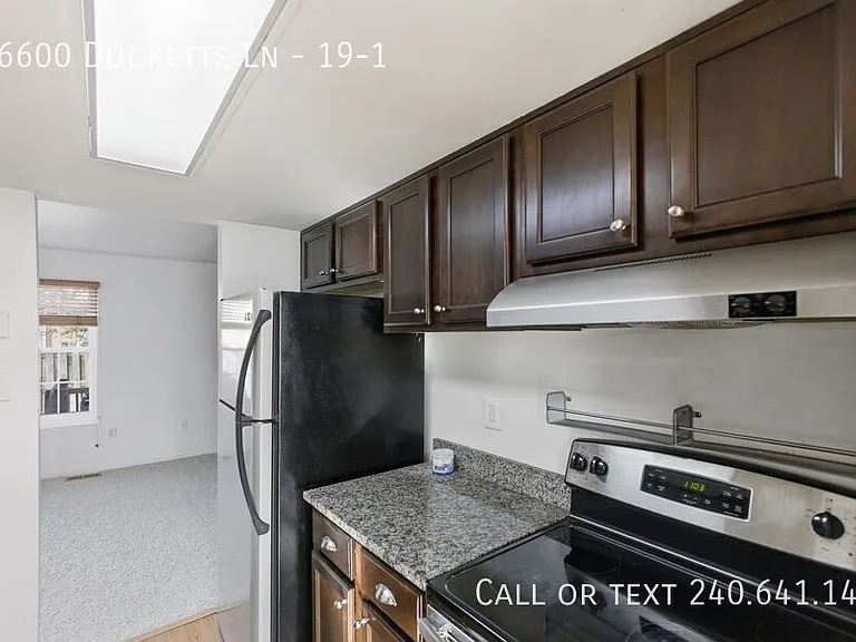 6600 Ducketts Ln #19-1 — Photo 8