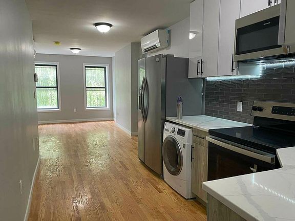 2nd image of 2128 2nd Ave #1B