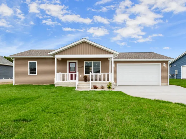 252 Stonecrest Dr, Shelby, MI 49455