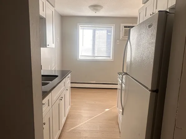 120 Iowa Ave W, Saint Paul, MN