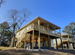 8712 W Simmons Bayou Dr, Ocean Springs, MS 39564