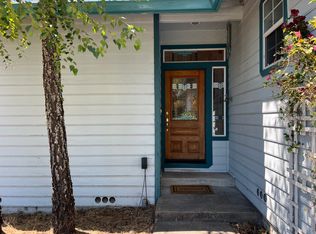 27540 Poppy Dr, Willits, CA 95490