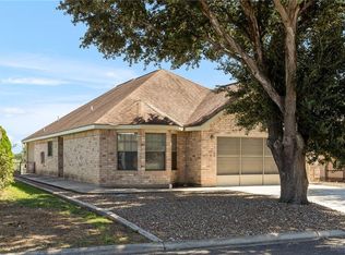 1014 Lake View Dr, Mission, TX 78572