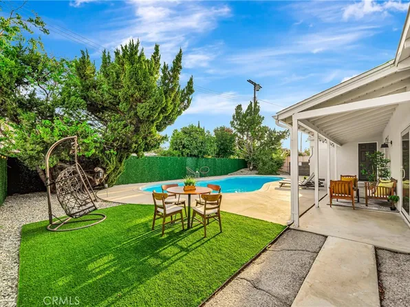 20742 Lull St, Winnetka, CA 91306