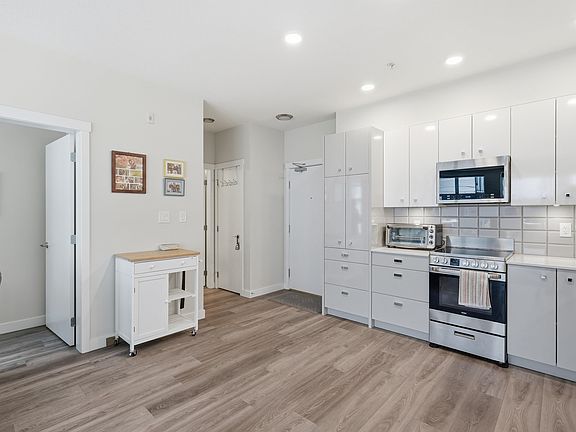 2nd image of 10838 Whalley Blvd #211