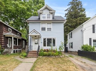 124 Chestnut St, Medina, NY 14103