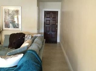 7160 Laurel Ln, Miami Lakes, FL 33014