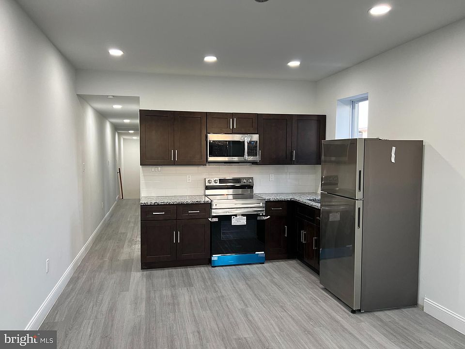 1st image of 1851 Hart Ln Floor 2