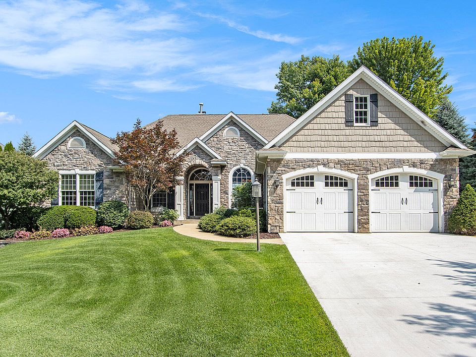1st image of 23920 Butternut Dr