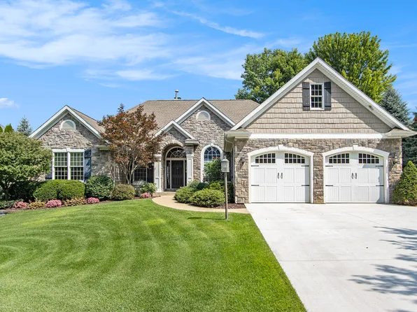 23920 Butternut Dr, Sturgis, MI 49091