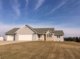 4604 Glenfield Dr, Pulaski, WI 54162
