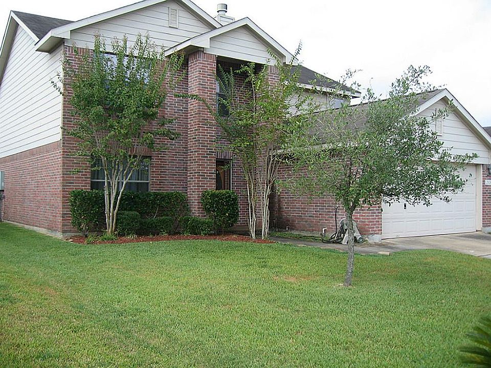 1st image of 12026 Christophers Walk Ct