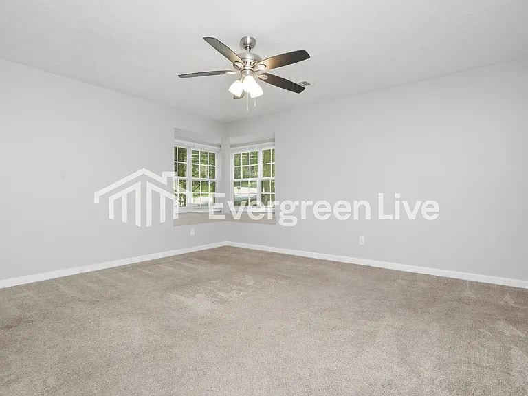 4425 Marjorie Rd — Photo 7